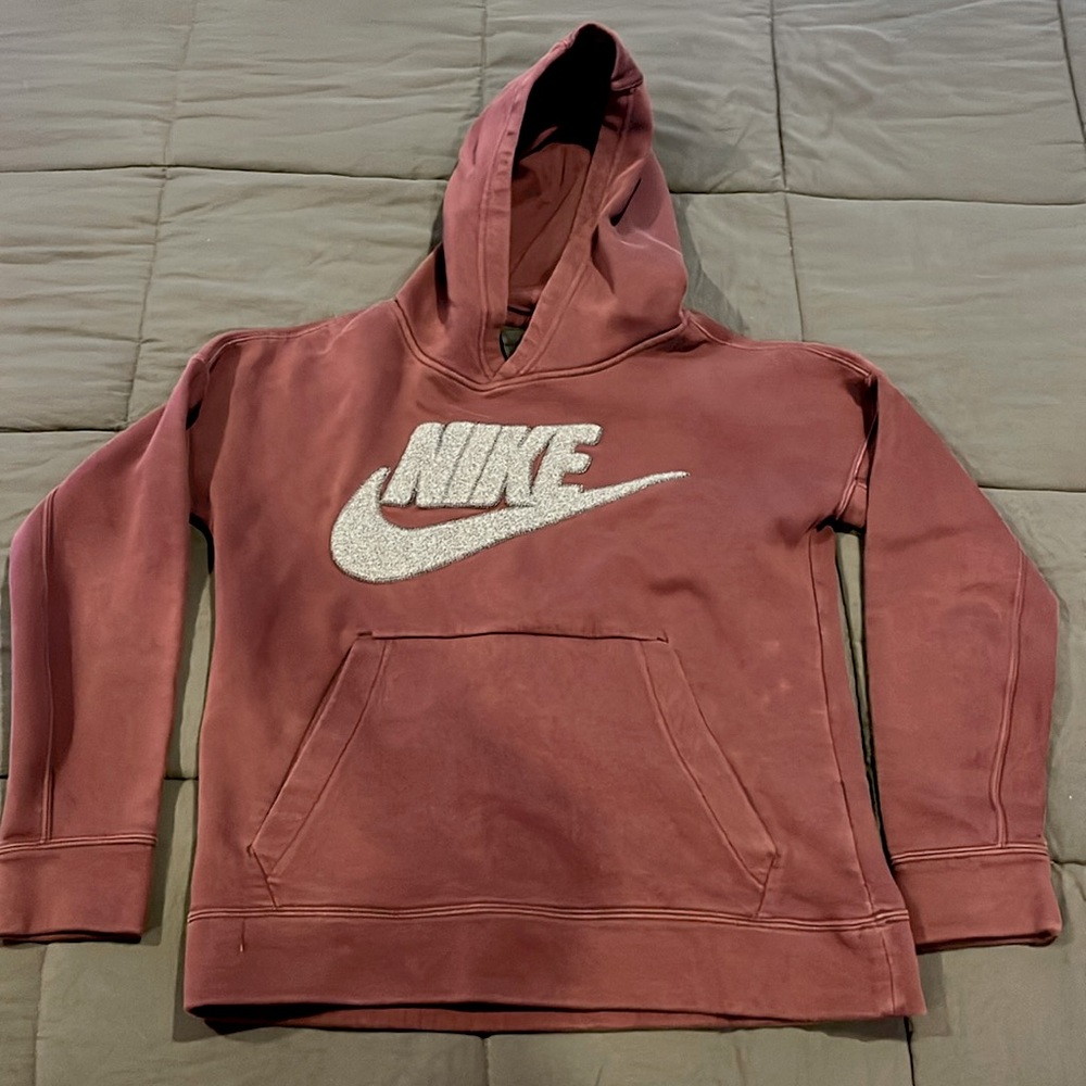 Nike Boys Fleece Pullover Hoodie Size YL in Maroon